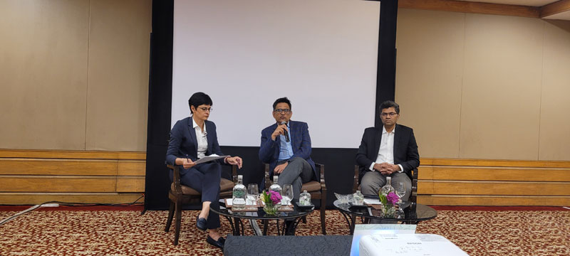 An insightful panel discussion on debt and equity with R Shivakumar, Head - Fixed Income; Shreyash Devalkar, Head - Equity; and Vandana Trivedi, Head - Institutional Sales & Passives from Axis Asset Management