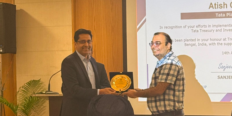  Atish Gadodia, AGM, Tata Play, receives recognition for translating knowledge shared through the forum into meaningful business practices within his organisation 