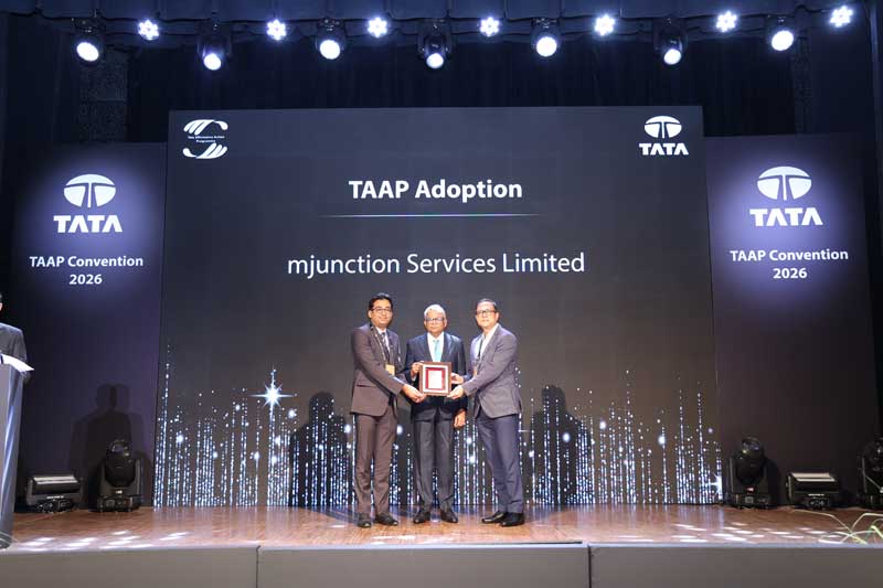 mjunction Services receives the TAAP Adoption Award at the TAAP Convention 2026
